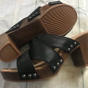 Woman’s sandals